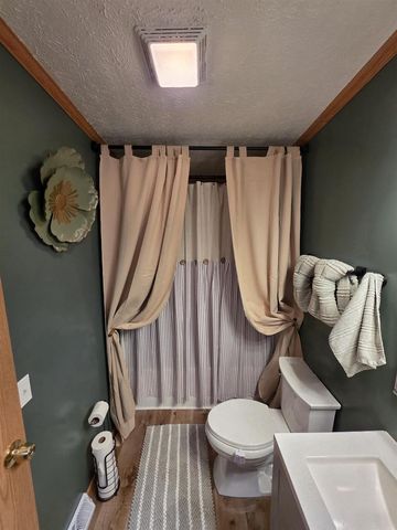 256 Dogwood Lane, Wisconsin Dells, WI 53965