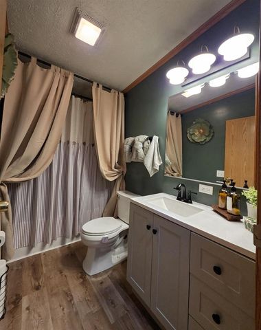 256 Dogwood Lane, Wisconsin Dells, WI 53965