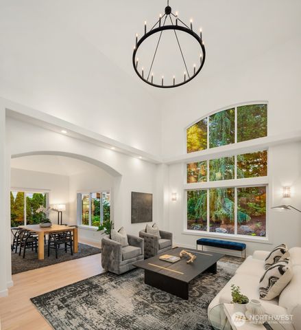 9732 Slater Avenue NE, Kirkland, WA 98033