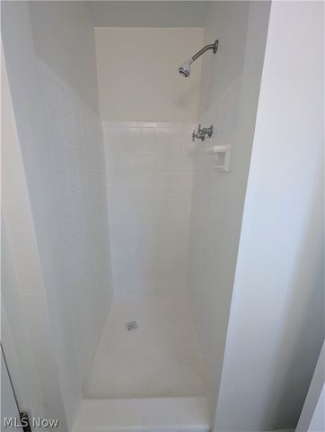 597 Hemlock Drive, Euclid, OH 44132