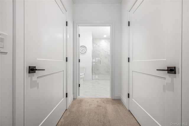 21105 Aspenwood Drive, Plainview, NY 11803