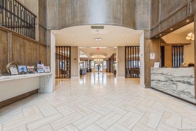 21105 Aspenwood Drive, Plainview, NY 11803