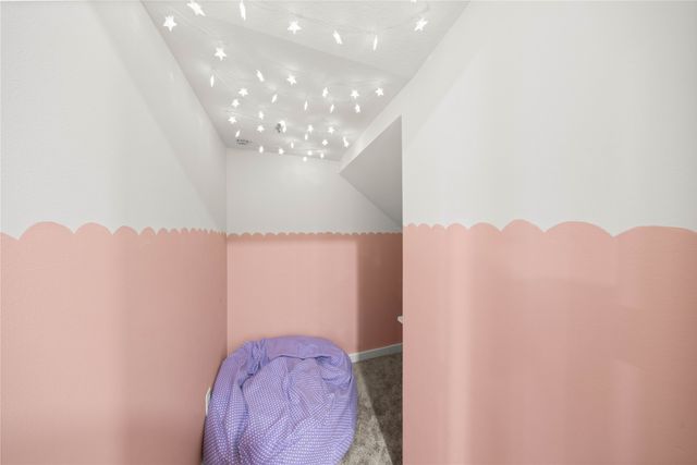 570 NE Brookshire Drive, Waukee, IA 50263