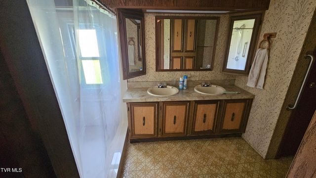381 Newt Good Road, Limestone, TN 37681