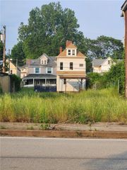 546 3rd Ave, New Kensington, PA 15068