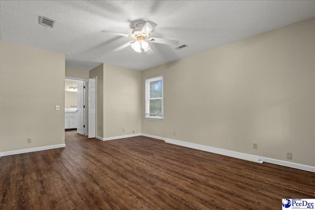 618 E Cricklewood Dr., Florence, SC 29505