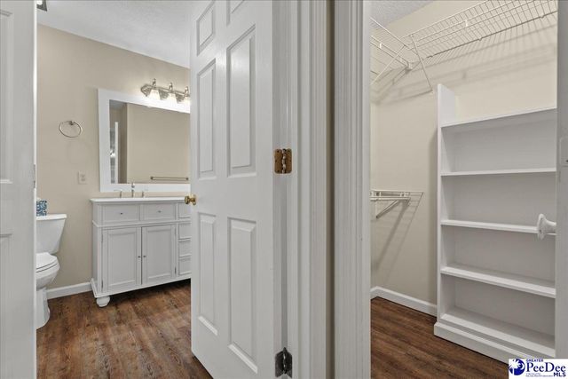 618 E Cricklewood Dr., Florence, SC 29505