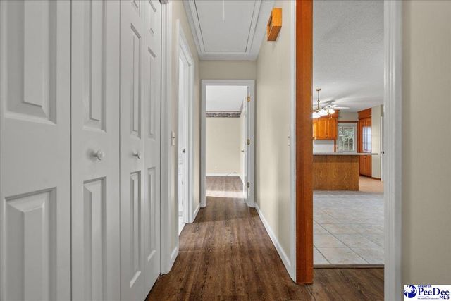 618 E Cricklewood Dr., Florence, SC 29505