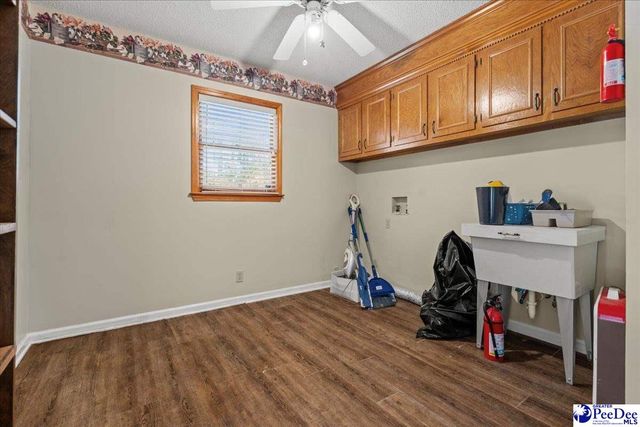 618 E Cricklewood Dr., Florence, SC 29505