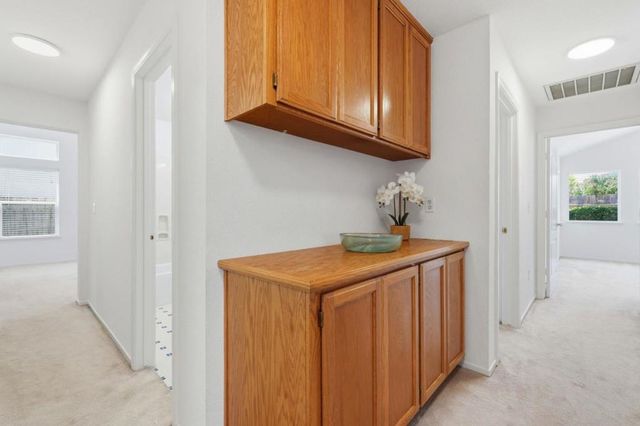 1971 Crutchfield Lane, Manteca, CA 95336