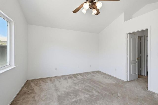 1971 Crutchfield Lane, Manteca, CA 95336