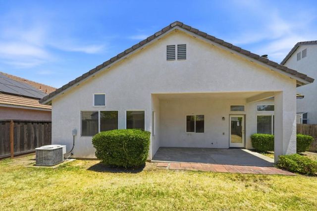 1971 Crutchfield Lane, Manteca, CA 95336