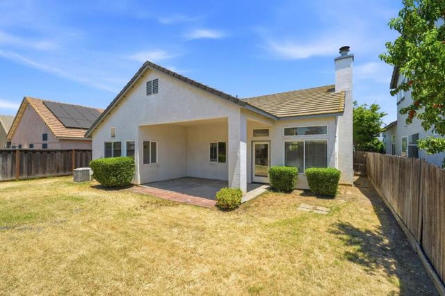 1971 Crutchfield Lane, Manteca, CA 95336