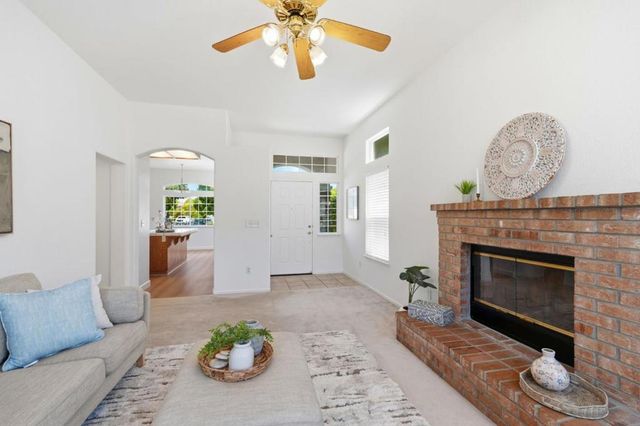 1971 Crutchfield Lane, Manteca, CA 95336