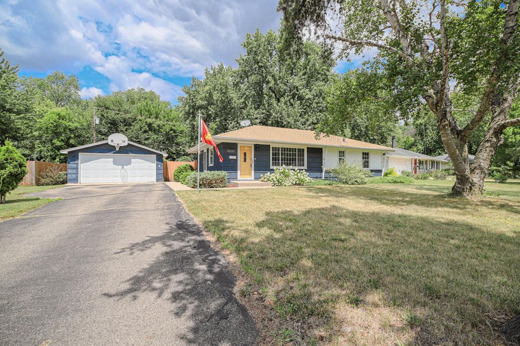 4600 Nord Drive, Bloomington, MN 55437 — exterior