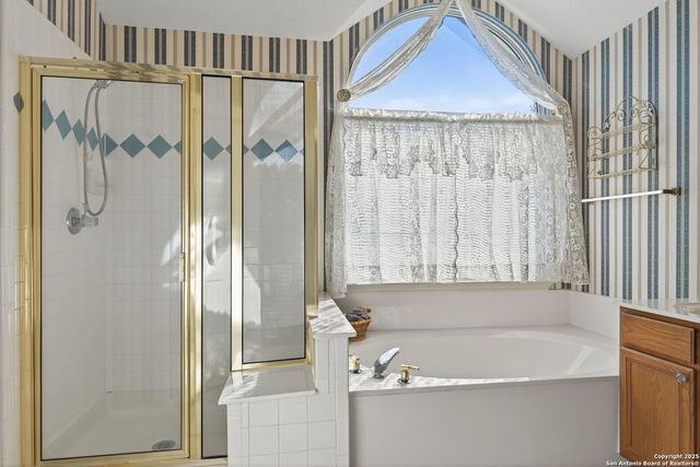 19527 Mill Oak, San Antonio, TX 78258