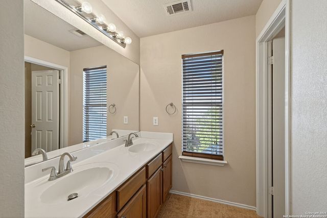 19527 Mill Oak, San Antonio, TX 78258