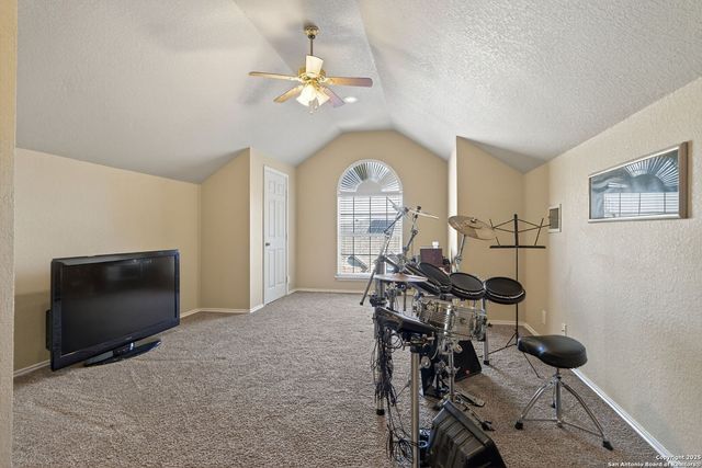 19527 Mill Oak, San Antonio, TX 78258