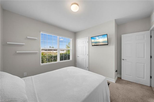 1628 9th TER, Cape Coral, FL 33993