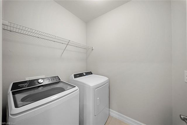 1628 9th TER, Cape Coral, FL 33993