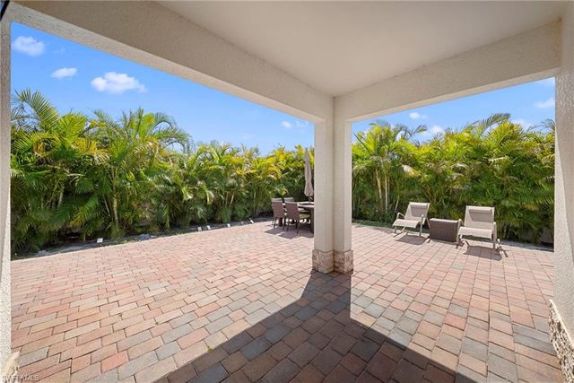 1628 9th TER, Cape Coral, FL 33993