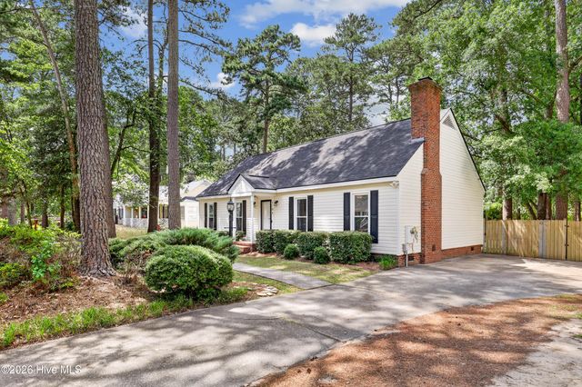 1704 Ridgeway Street W, Wilson, NC 27893