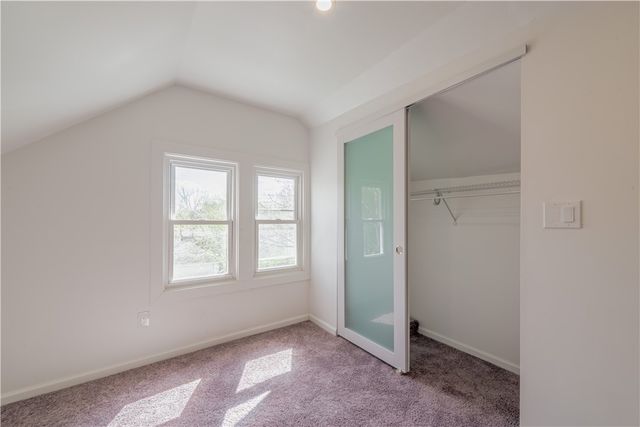 87 Paige Street, Rochester, NY 14619