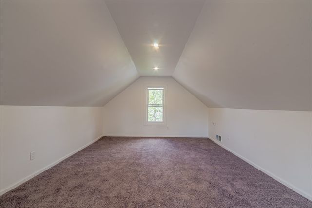 87 Paige Street, Rochester, NY 14619