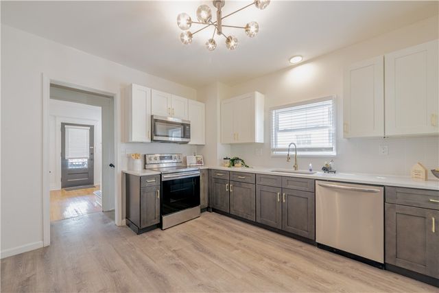 87 Paige Street, Rochester, NY 14619