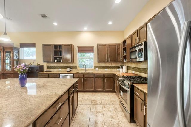 805 Waterfall WAY, Austin, TX 78753