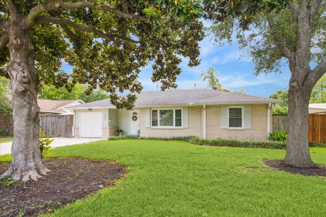 1124 Springrock Lane, Houston, TX 77055