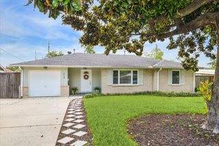 1124 Springrock Lane, Houston, TX 77055