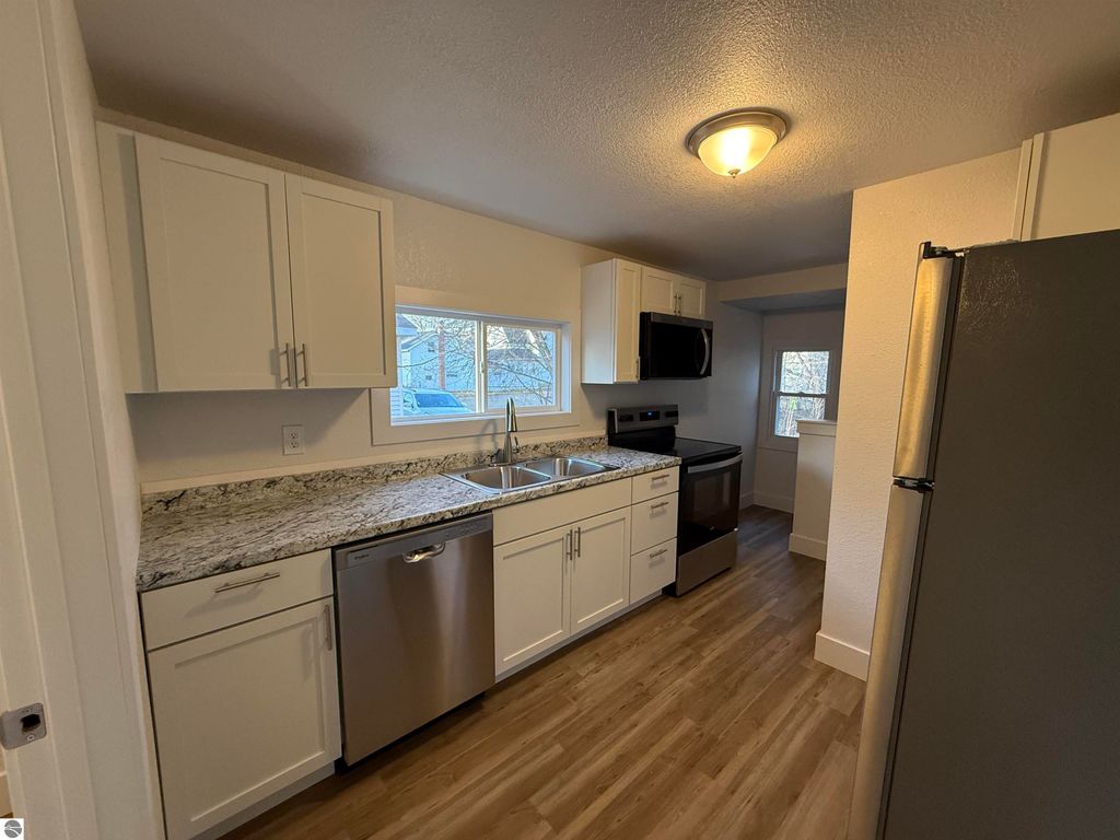 Image 11 of property listing at 1012 S Lansing, Mt Pleasant, MI 48858