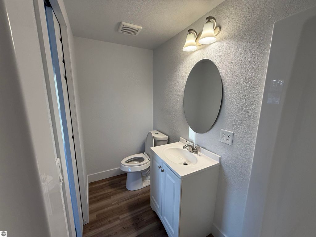 Image 26 of property listing at 1012 S Lansing, Mt Pleasant, MI 48858