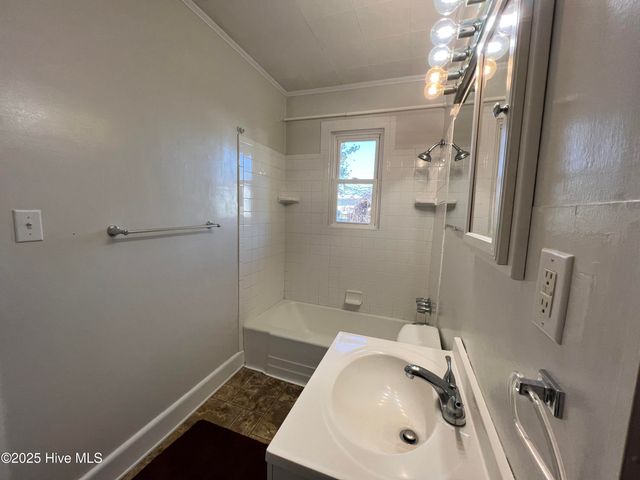 204a Woodland Cr Street, Hertford, NC 27944