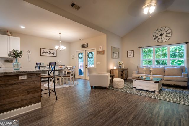 318 Highland Pointe Drive, Alto, GA 30510