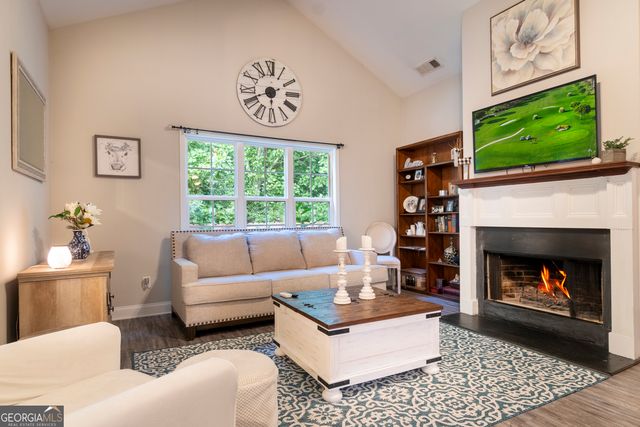 318 Highland Pointe Drive, Alto, GA 30510