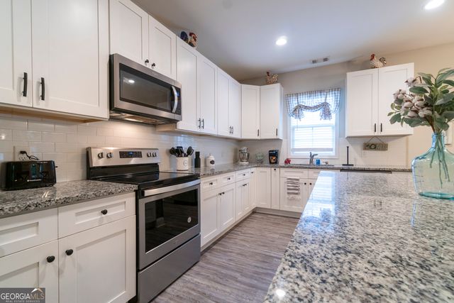 318 Highland Pointe Drive, Alto, GA 30510
