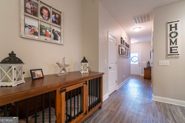 318 Highland Pointe Drive, Alto, GA 30510