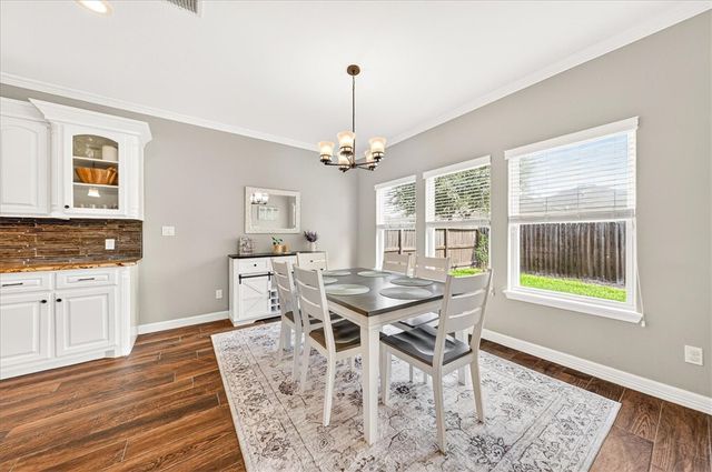 6534 Paddington Dr, Corpus Christi, TX 78414