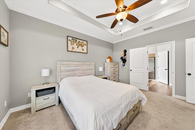 6534 Paddington Dr, Corpus Christi, TX 78414