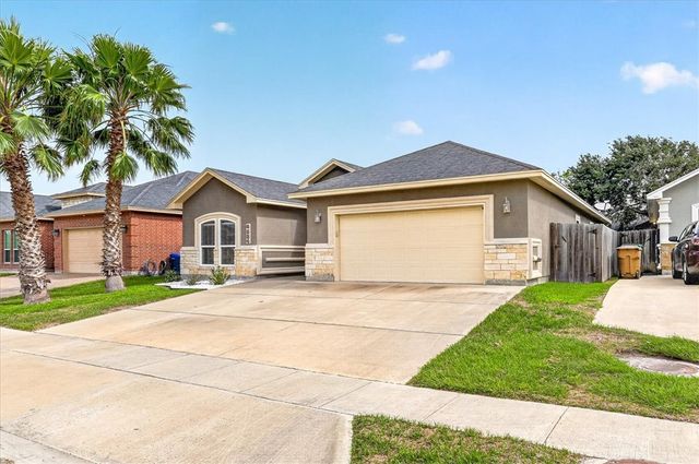 6534 Paddington Dr, Corpus Christi, TX 78414