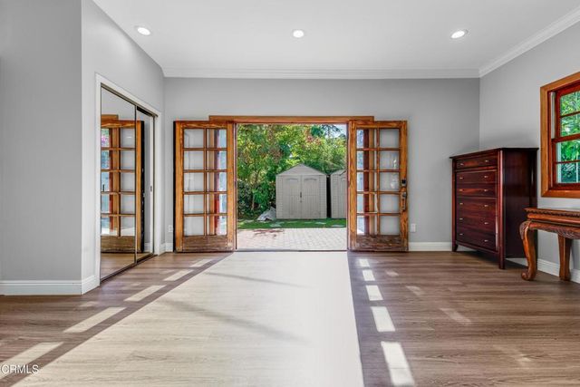 1115 S Wilton Place A, Los Angeles, CA 90019