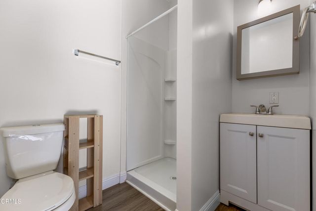 1115 S Wilton Place A, Los Angeles, CA 90019