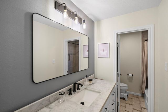 26307 Hillside Drive, Oak Ridge, TX 77386