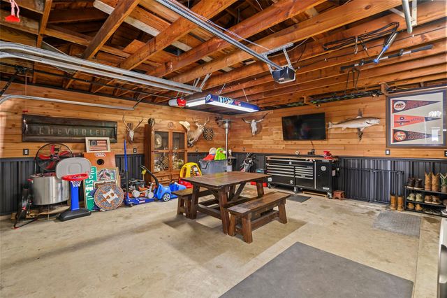 26307 Hillside Drive, Oak Ridge, TX 77386