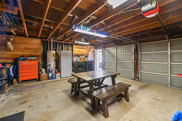 26307 Hillside Drive, Oak Ridge, TX 77386