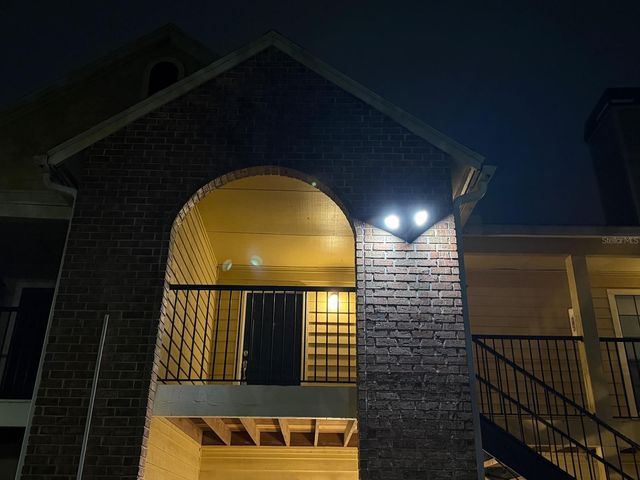 8643 MALLARD RESERVE DRIVE 202, Tampa, FL 33614