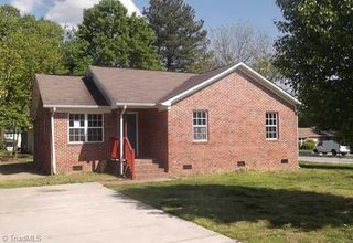 915 Sharon Street, High Point, NC 27260