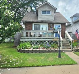 18802 Jefferson, Riverview, MI 48193